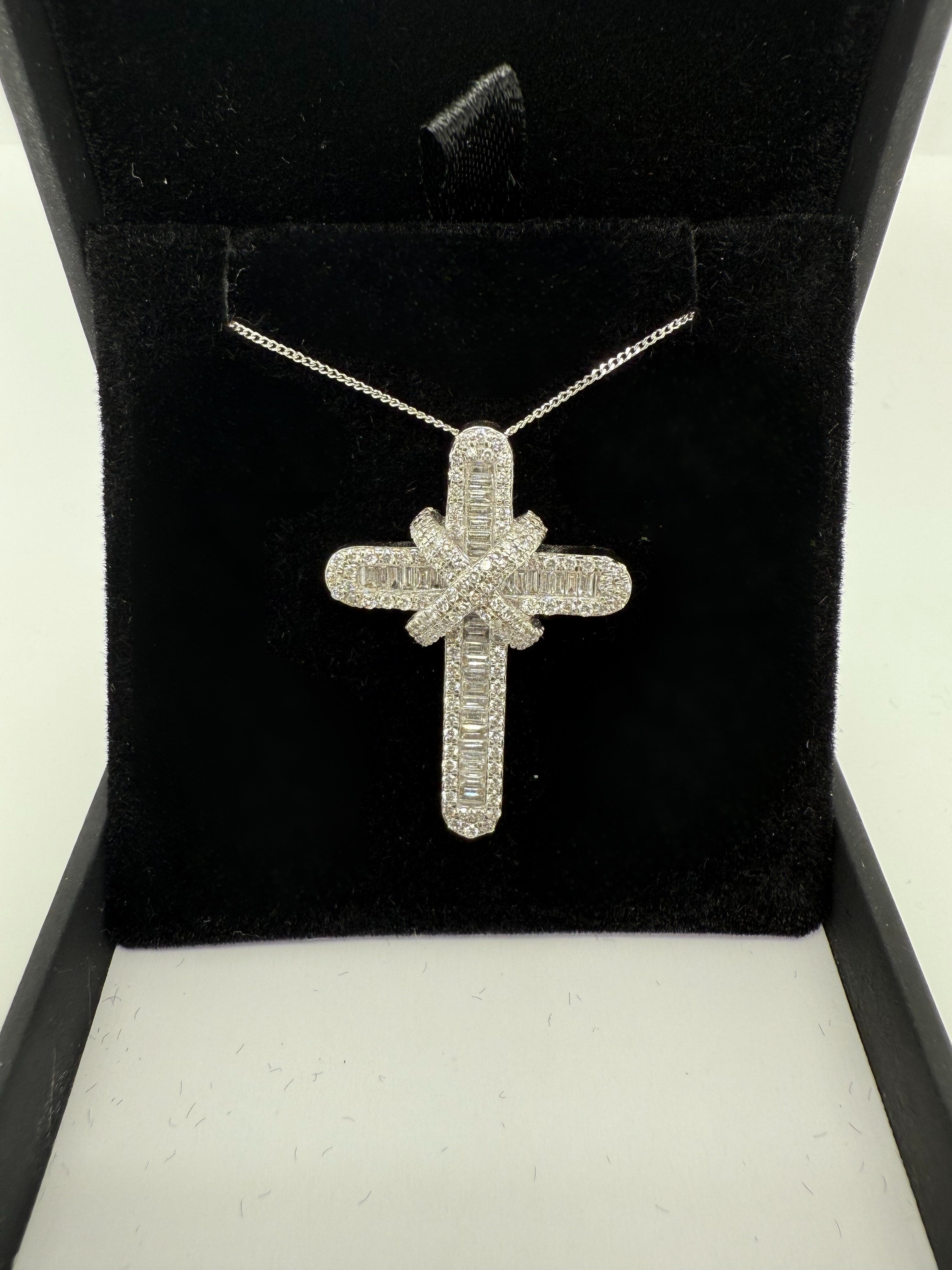 Diamond Cross Pendant (1ct) with White Gold Chain
