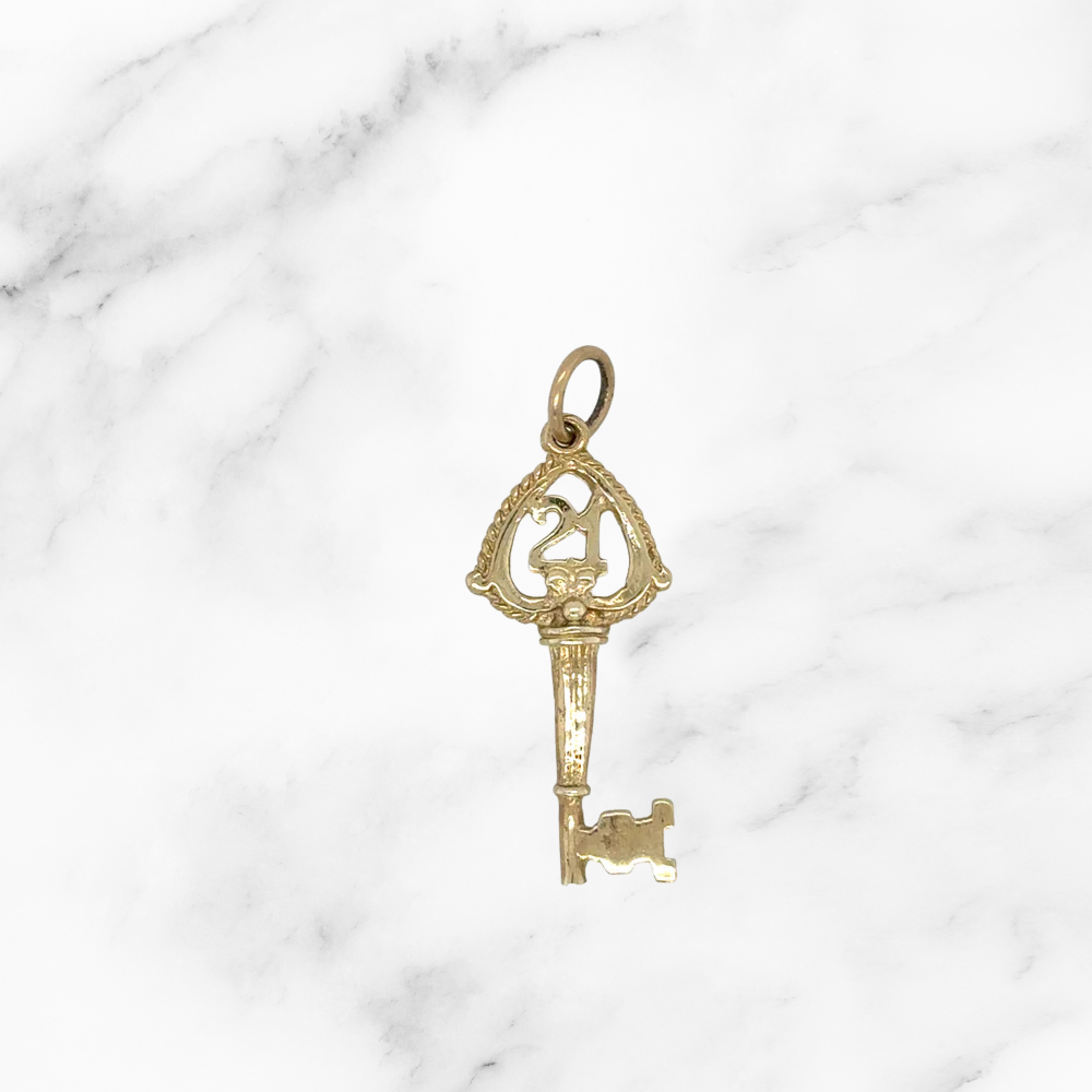 9ct Gold 21 Key Charm