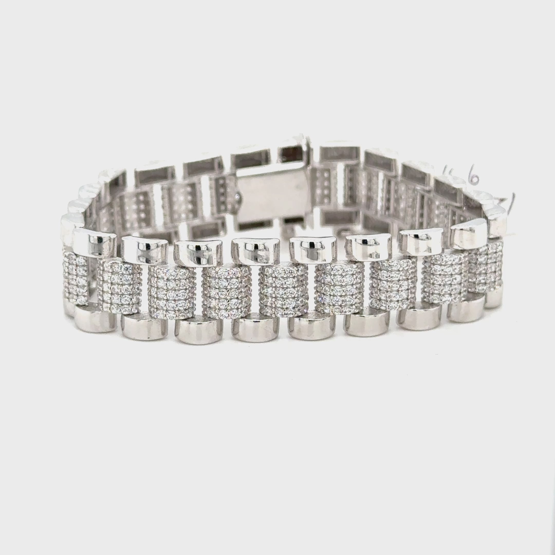 9ct White Gold Presidential Bracelet with CZ – Children’s Size (6 Inch)
